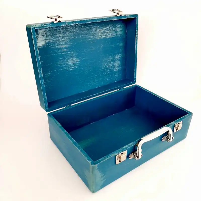 جعبه هدیه چوبی مدل چمدان طرح کاشی سنتی کد WS153