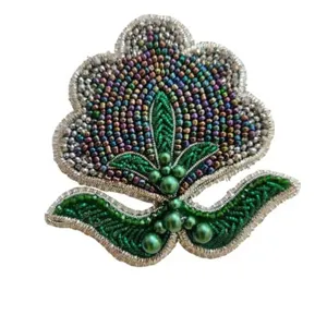 سنجاق سینه زنانه مدل ۰۰۱