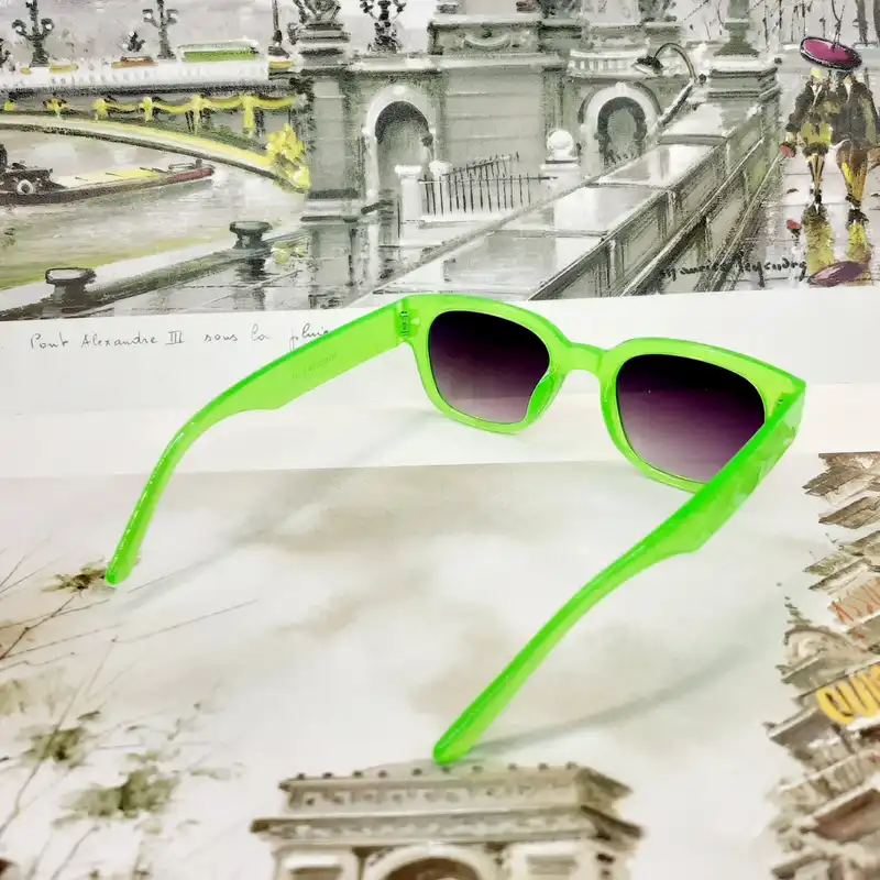 عینک آفتابی بچگانه مدل ED-4