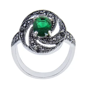 انگشتر نقره زنانه  بازرگانی میلادی مدل کوارتز کد AW_101