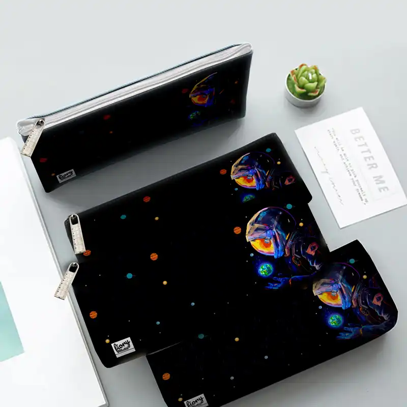 جامدادی مستر راد مدل فضانورد کد fiory 2087