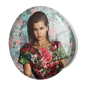 آینه جیبی خندالو طرح سلنا گومز Selena Gomez مدل تاشو کد 19213 