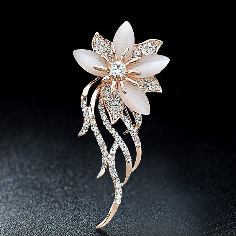 گل سینه زنانه مدل گل شراره کد 00703