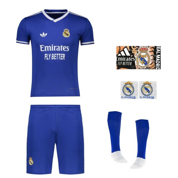 ست 5 تکه لباس ورزشی پسرانه مدل سوم رئال مادرید با بازوبند طرح امباپه کد 2026