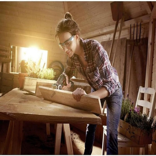 اره زنجیری شارژی بوش مدل EasyCut 12