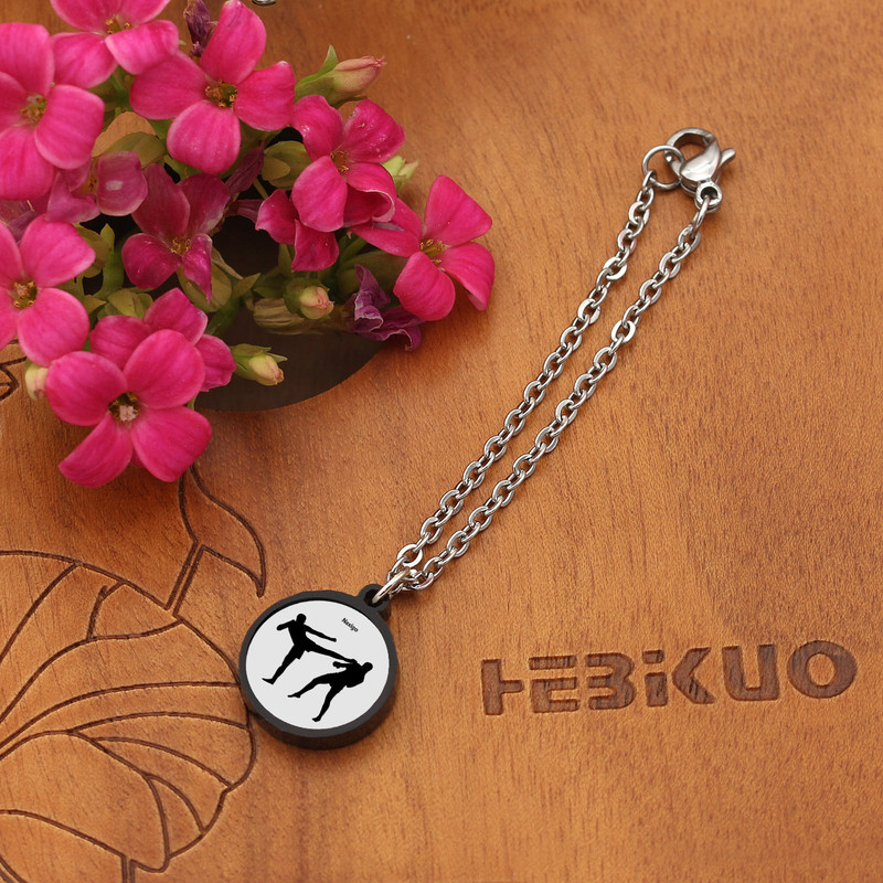 آویز ساعت زنانه ناکسیگو مدل شب تاب طرح کیک بوکسینگ کد AW8978 آویز ساعت زنانه ناکسیگو مدل شب تاب طرح کیک بوکسینگ کد AW8978