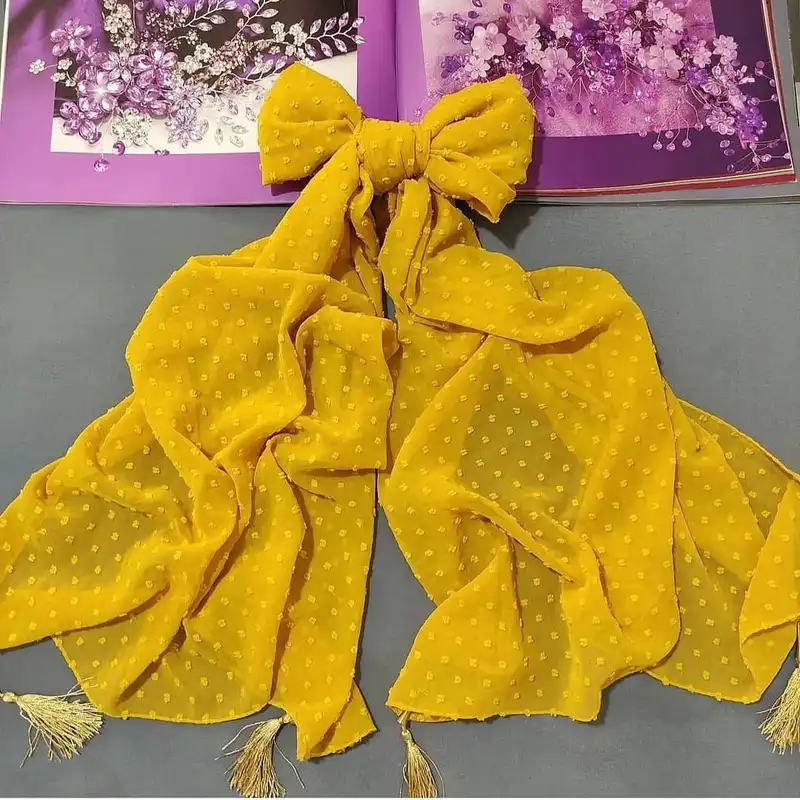 شال زنانه مدل اشکی منگوله دار