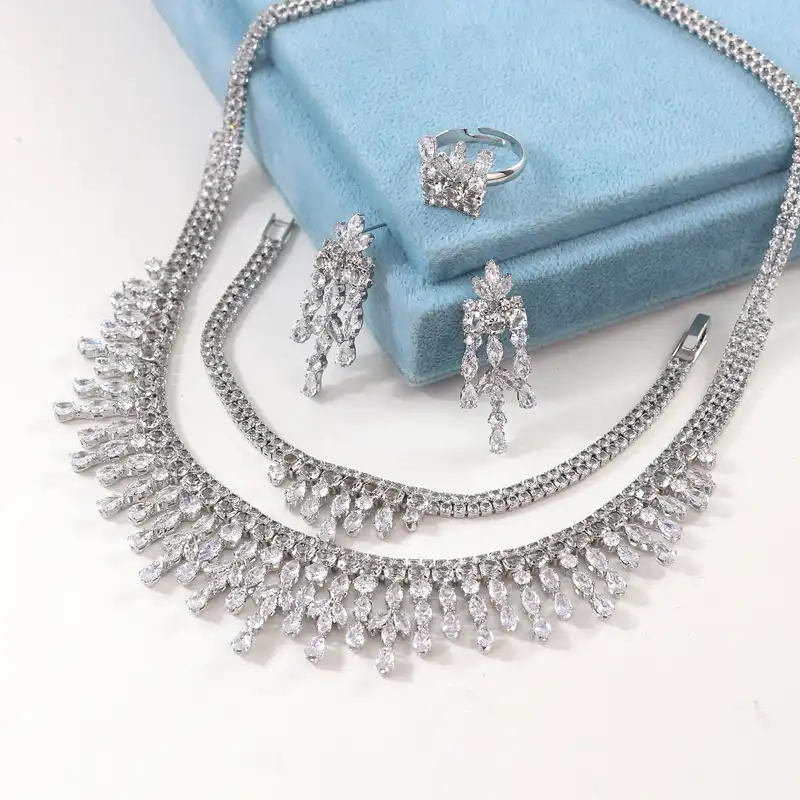 ست زنانه مدل عروس کد AA234