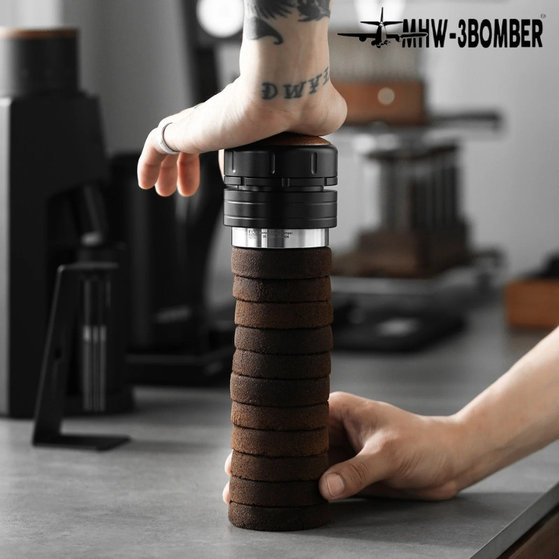 تمپر قهوه ام اچ دبلیو تری بمبر مدل شیار دار سری مموری کد 58 تمپر قهوه ام اچ دبلیو تری بمبر مدل شیار دار سری مموری کد 58