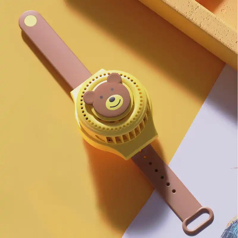 پنکه شارژی ریمکس مدل  Wristband Silicon Fan F7