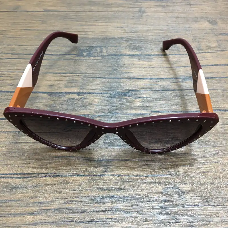 عینک آفتابی زنانه مدل 1843