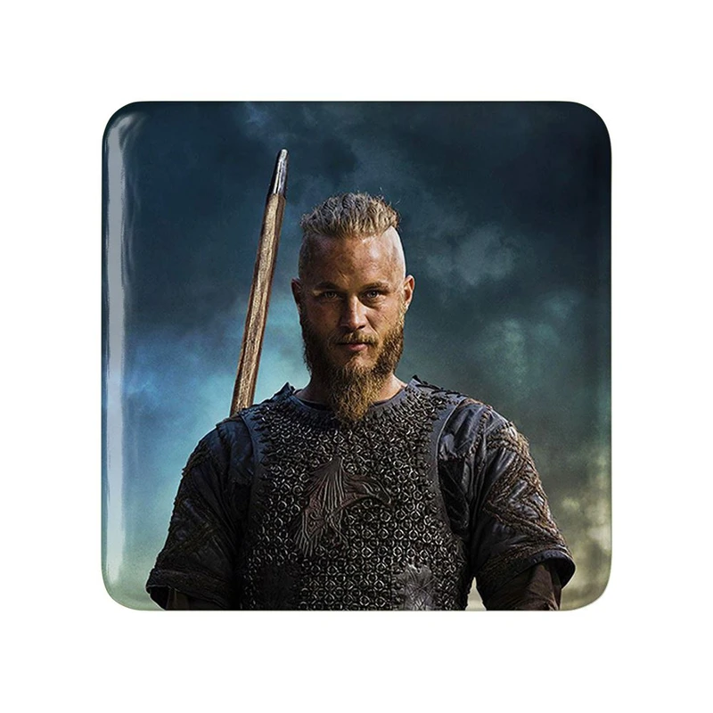 مگنت خندالو مدل رگنار سریال وایکینگ ها Vikings کد 29109