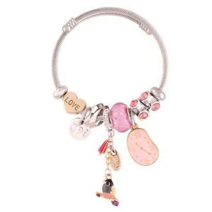 دستبند زنانه مدل لاو کد B3441