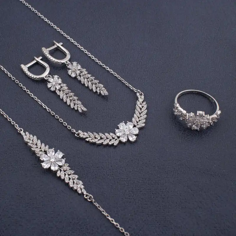 سرویس نقره زنانه مدل فلاور AMT-N161