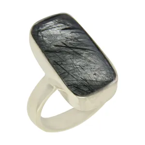 انگشتر نقره زنانه کد 2843