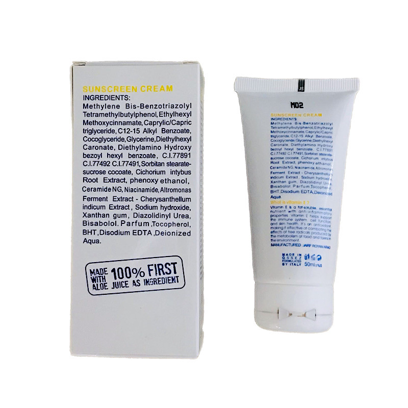 کرم ضد آفتاب رنگی مارین رز SPF 50 مدل M 03 مناسب پوست های چرب حجم 50 میلی لیتر کرم ضد آفتاب رنگی مارین رز SPF 50 مدل M 03 مناسب پوست های چرب حجم 50 میلی لیتر