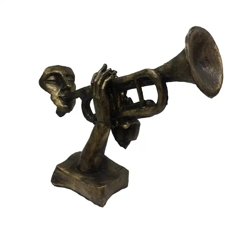 مجسمه نوازنده مدل شیپور1