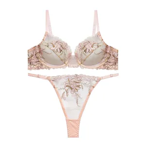 ست شورت و سوتین زنانه ژینا مدل توری کد 16002