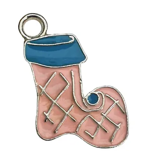 آویز گرددنبند مدل چکمه ی منگوله ای AG371