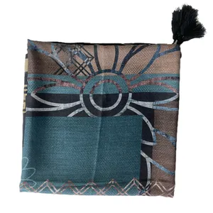 روسری زنانه مدل نخی گلاره