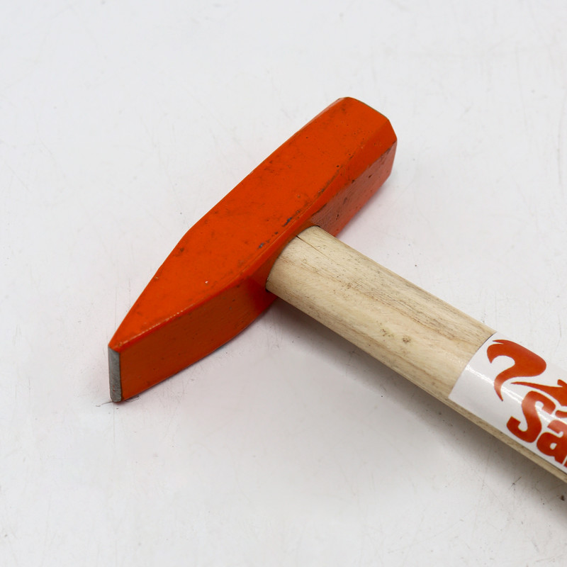 چکش سامکو کد YPCH-N-200G وزن 235 گرم