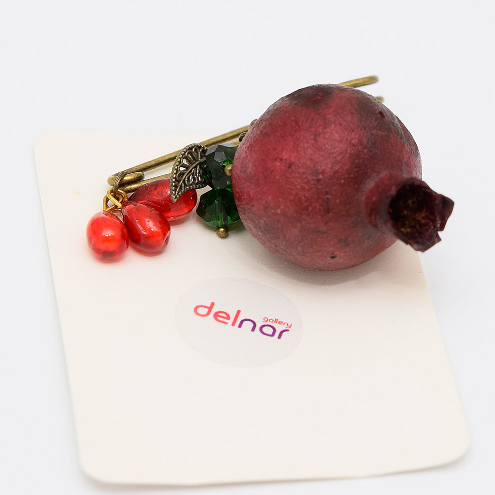 سنجاق سینه زنانه دلنار گالری مدل انار طبیعی یلدا DLNR2