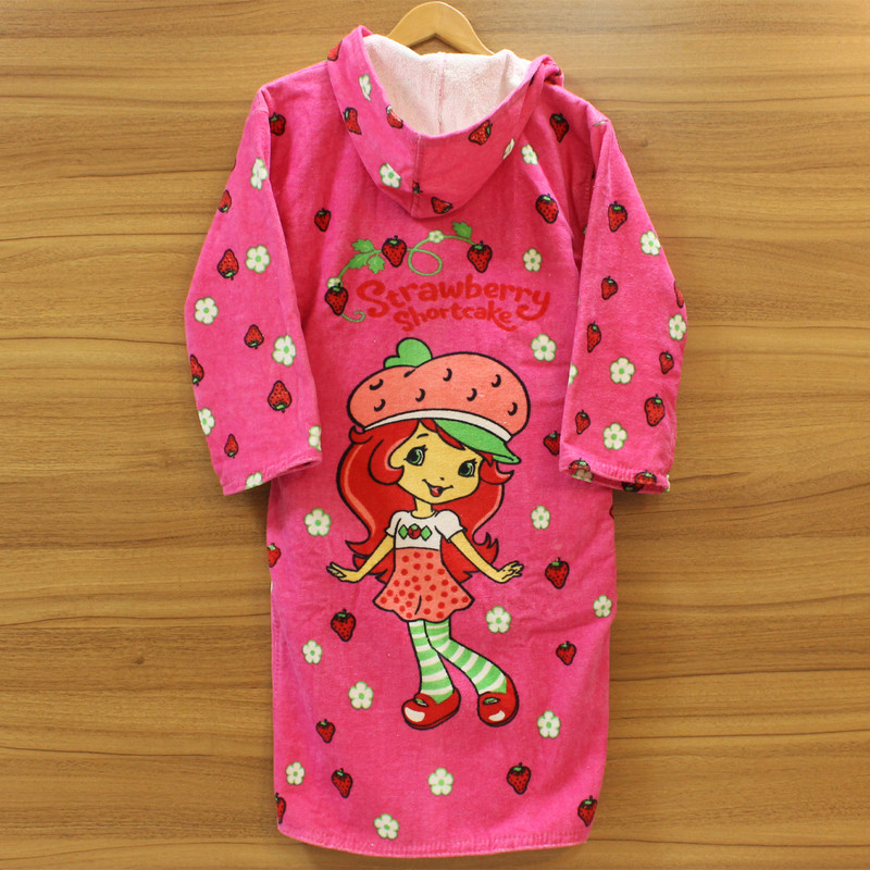 حوله پالتویی کودک ماهان طرح دختر توت فرنگی سایز 90 سانتی متر