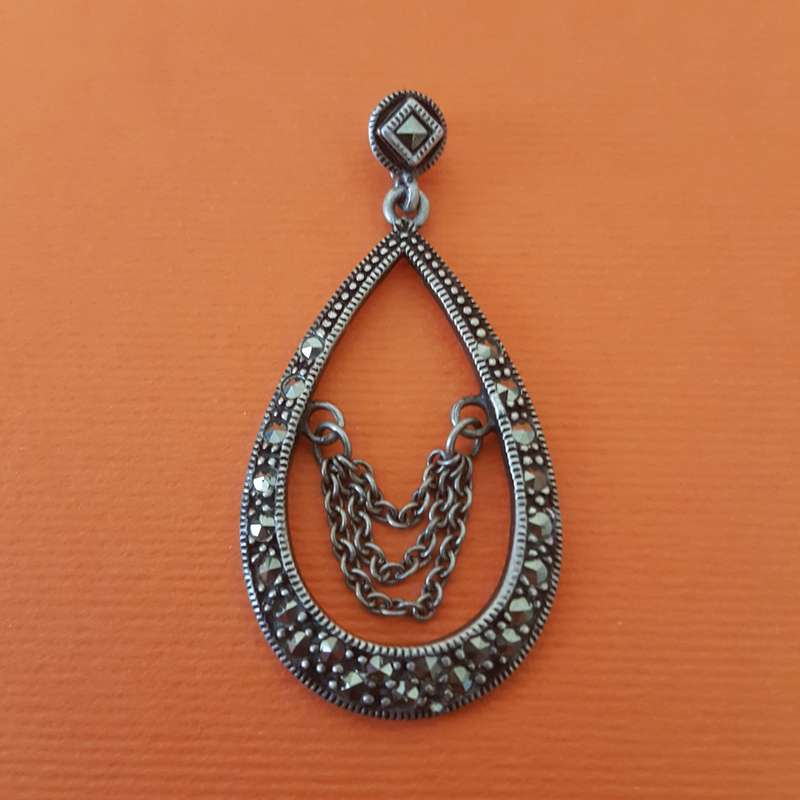 آویز گردنبند نقره زنانه مدل AMT_M061 آویز گردنبند نقره زنانه مدل AMT_M061