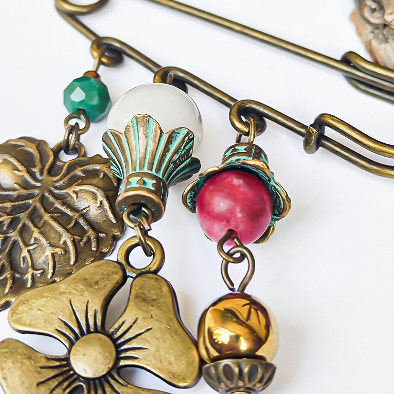 سنجاق سینه زنانه مدل ترکیه سنجاق سینه زنانه مدل ترکیه