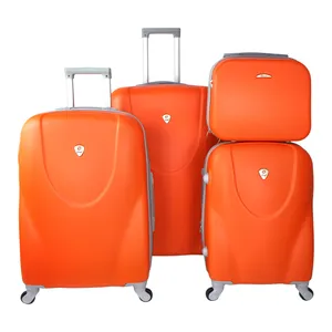 مجموعه چهار عددی چمدان اورال پرو مدل C0845