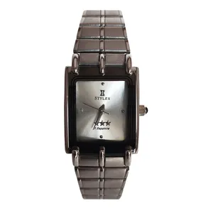 ساعت مچی عقربه ای زنانه استایلکس مدل 8558