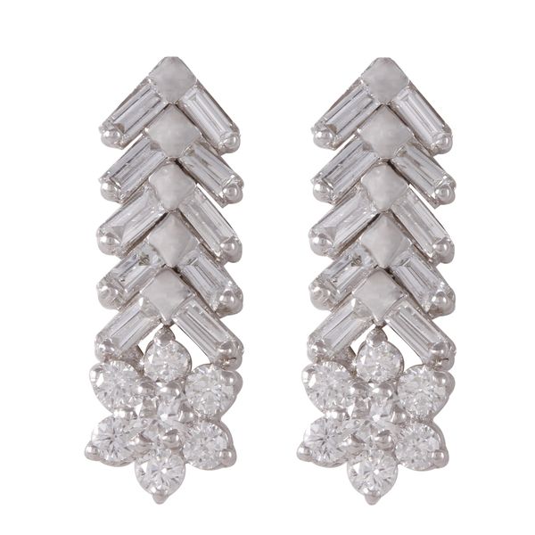 گوشواره طلا 18 عیار زنانه جواهری گاندی مدل 20795