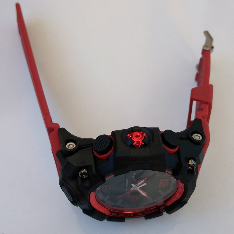 ساعت  مچی عقربه ای پسرانه کد 1020