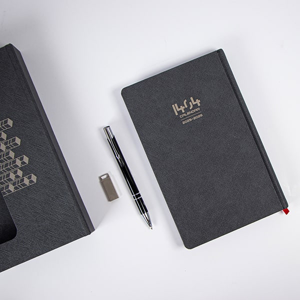 ست مدیریتی سال 1404 مدل پایون کد 806