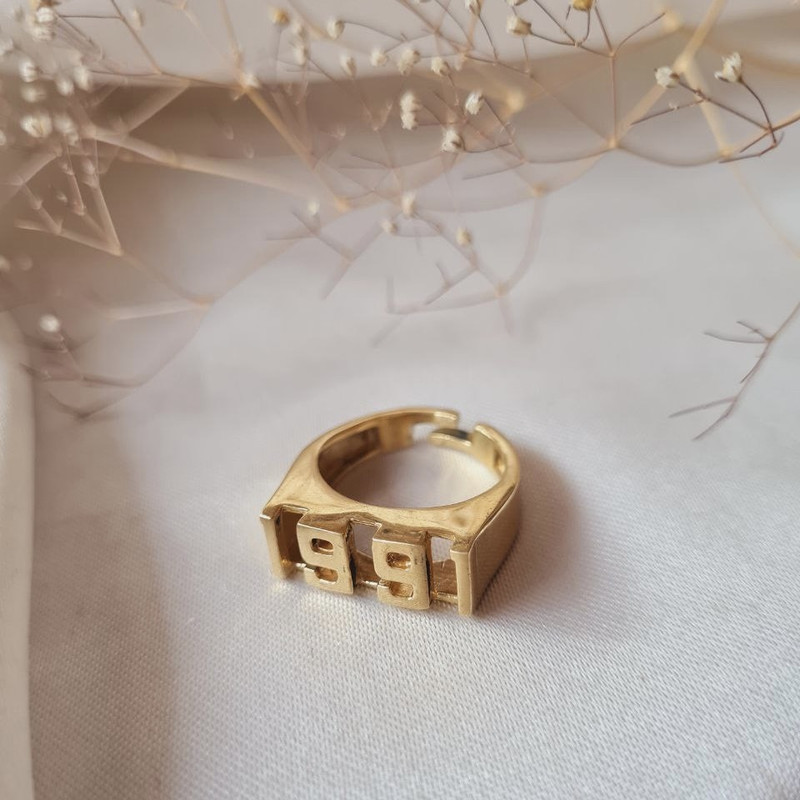 انگشتر مدل سال میلادی 1991