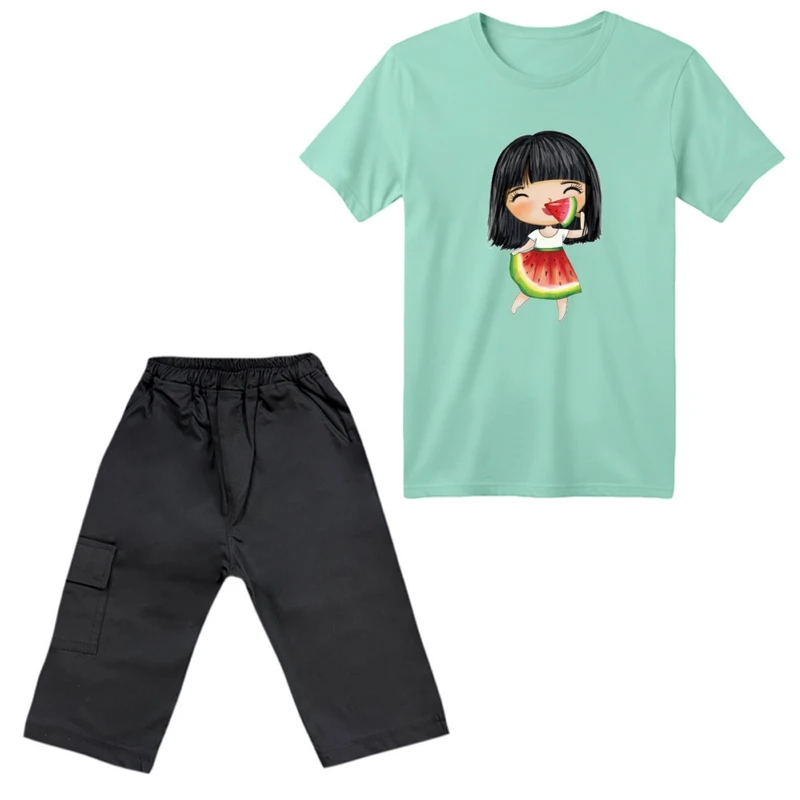 ست تی‌شرت آستین کوتاه و شلوارک دخترانه مدل دخترک یلدایی کد 10