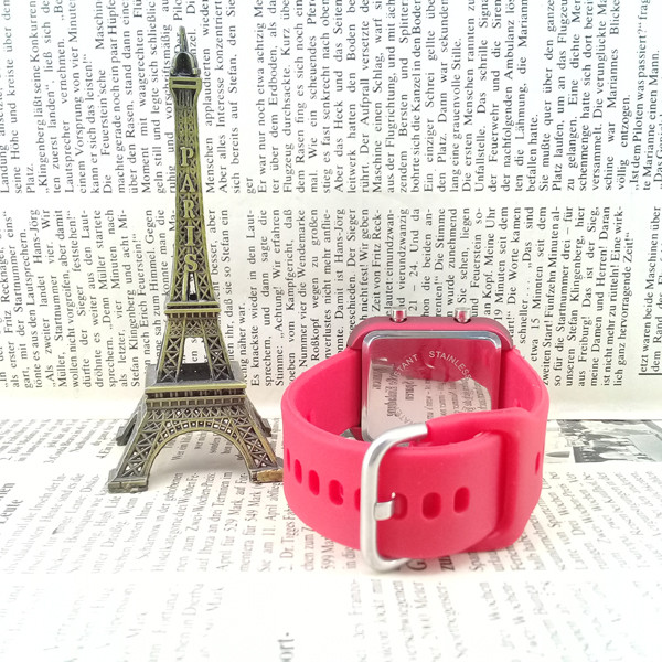 ساعت مچی دیجیتال کد 7