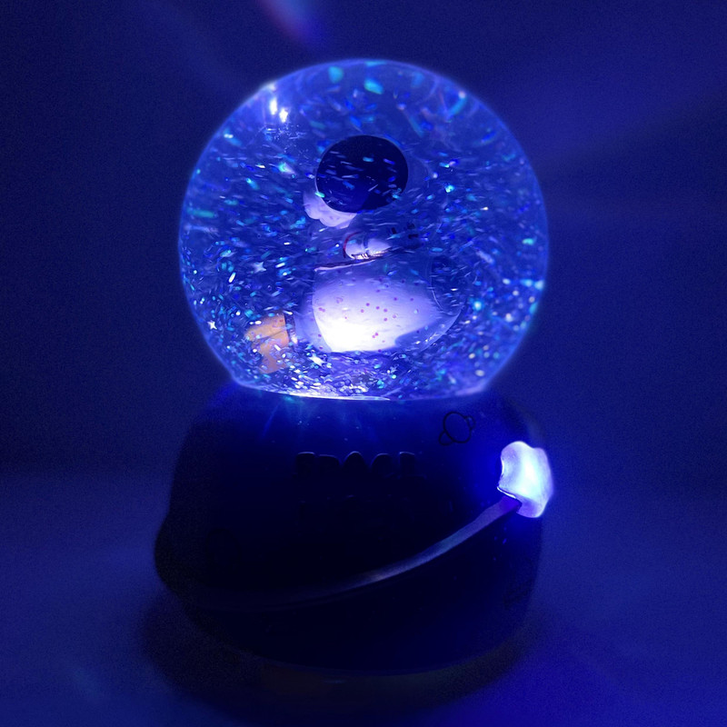 گوی موزیکال مدل پمپی آدم فضایی طرح SPACE WALK کد PB399 گوی موزیکال مدل پمپی آدم فضایی طرح SPACE WALK کد PB399