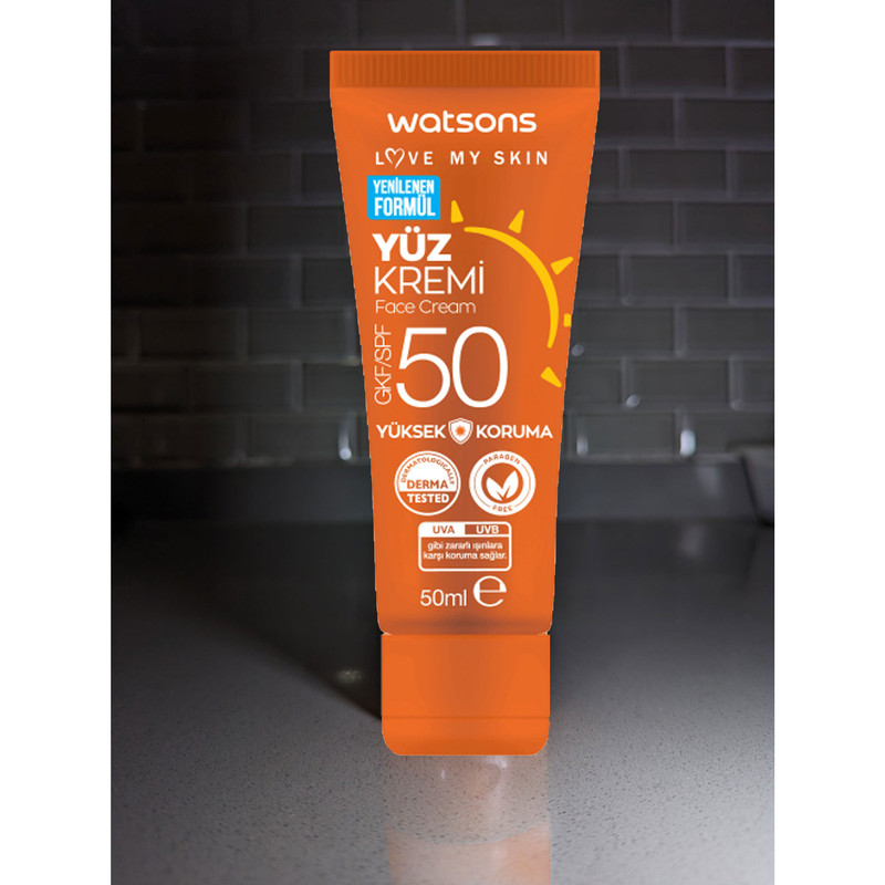 کرم ضد آفتاب بی رنگ واتسونز SPF 50 مدل UVA مناسب انواع پوست حجم 50 میلی لیتر کرم ضد آفتاب بی رنگ واتسونز SPF 50 مدل UVA مناسب انواع پوست حجم 50 میلی لیتر
