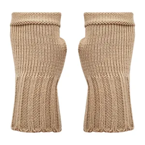 دستکش بافتنی زنانه مدل سیمپل کد ZGS01-LCR