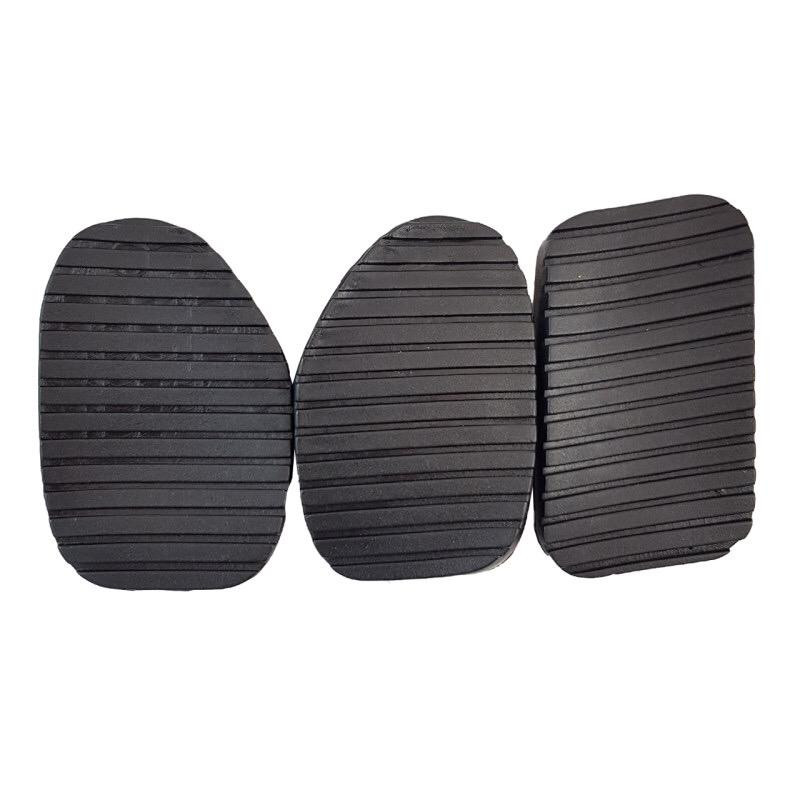لاستیک پدال خودرو چیکال مدل Q-13 مناسب برای پژو 206 بسته 3 عددی
