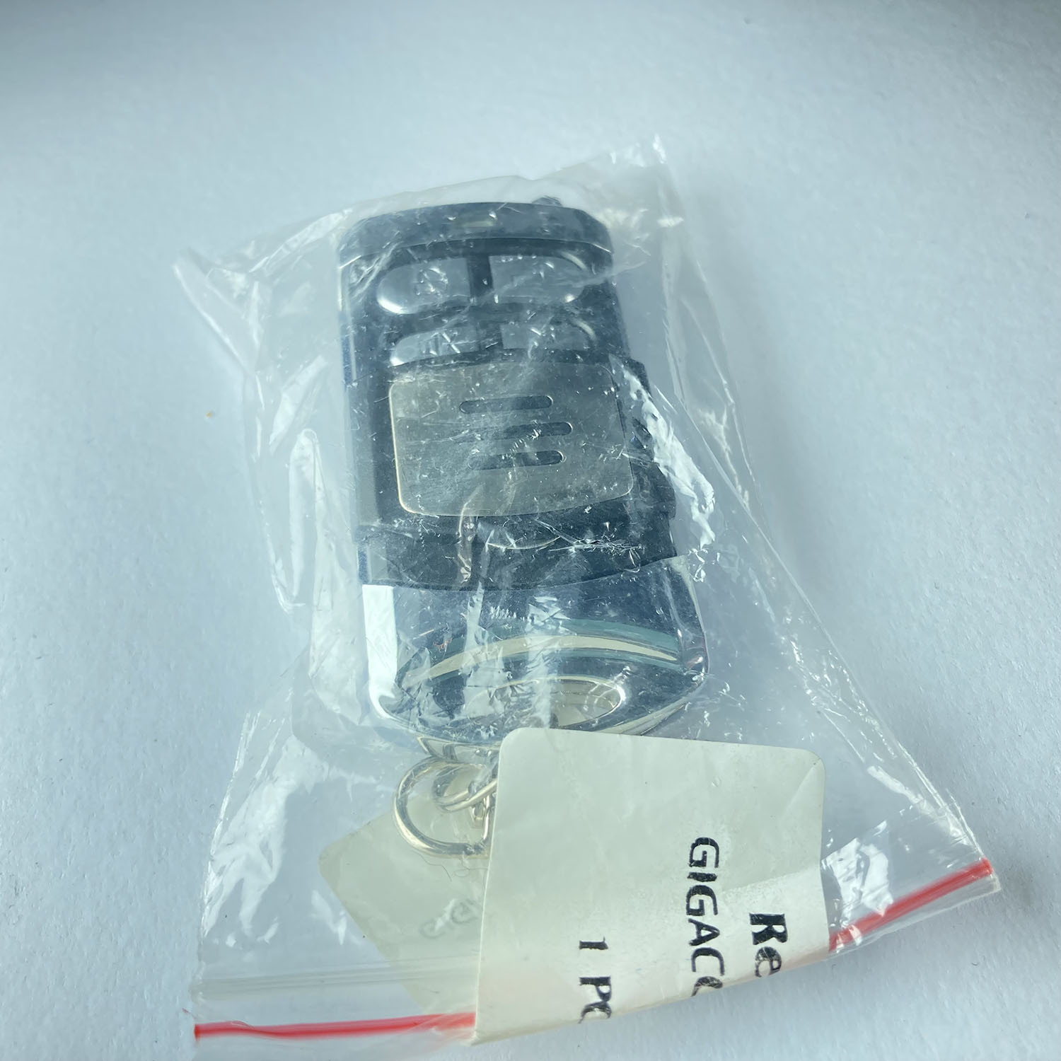 ریموت دزدگیر مدل کلاسیک گیگا ریموت دزدگیر مدل کلاسیک گیگا