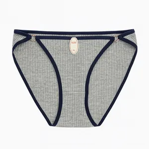 شورت زنانه ماییلدا مدل 5366