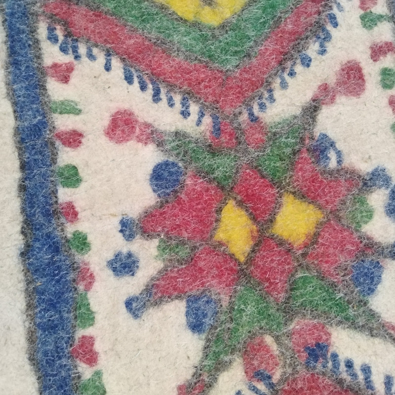 نمد فرش مدل tb205b