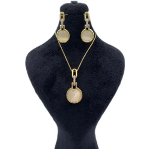 نیم ست زنانه کلیو مدل KYSET003