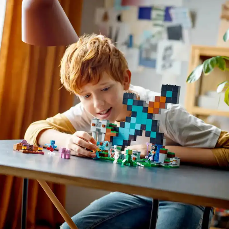 لگو مدل ماینکرفت 21244