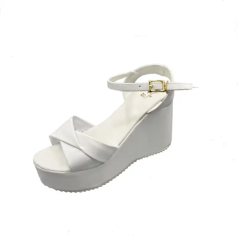 صندل زنانه مدل چرم مصنوعی