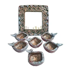 مجموعه ظروف هفت سین 7 پارچه مدل مربعی طرح مرغ آمین کد 099-0321