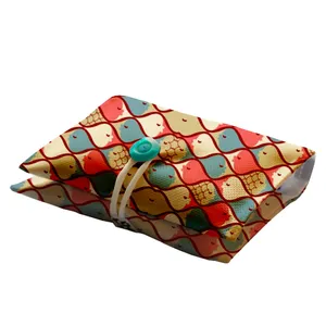 کیف نوار بهداشتی کووارکی مدل ماهی کد 02