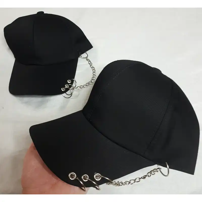 کلاه کپ مدل زنجیردار